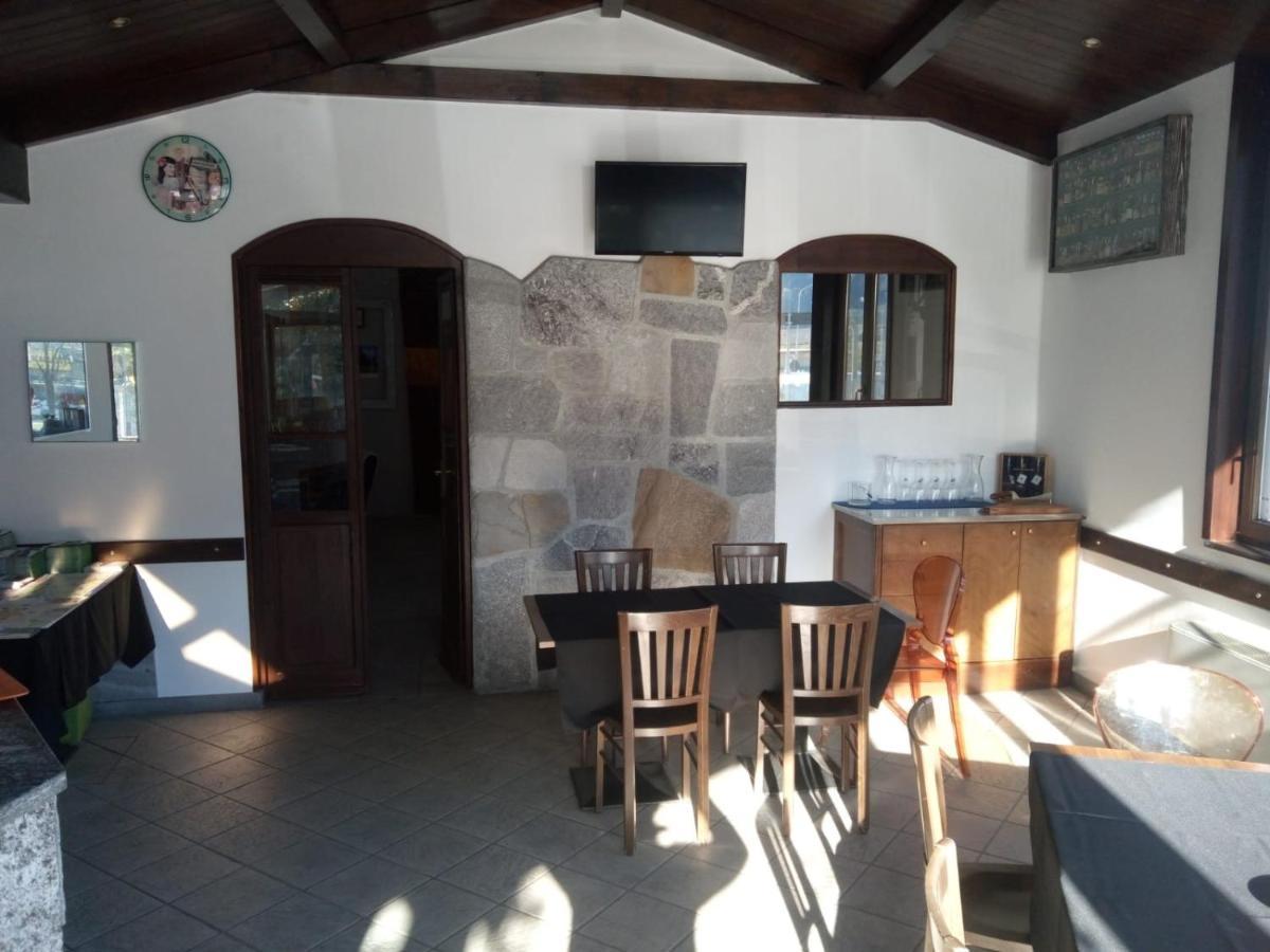 多莫多索拉Casa Nunzia住宿加早餐旅馆 外观 照片